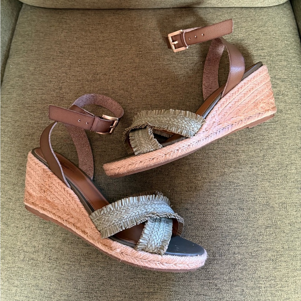 G.H. Bass & Co. Green and Tan Wedge Sandals